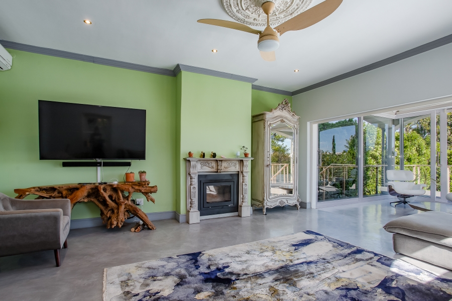 To Let 4 Bedroom Property for Rent in Franschhoek Western Cape
